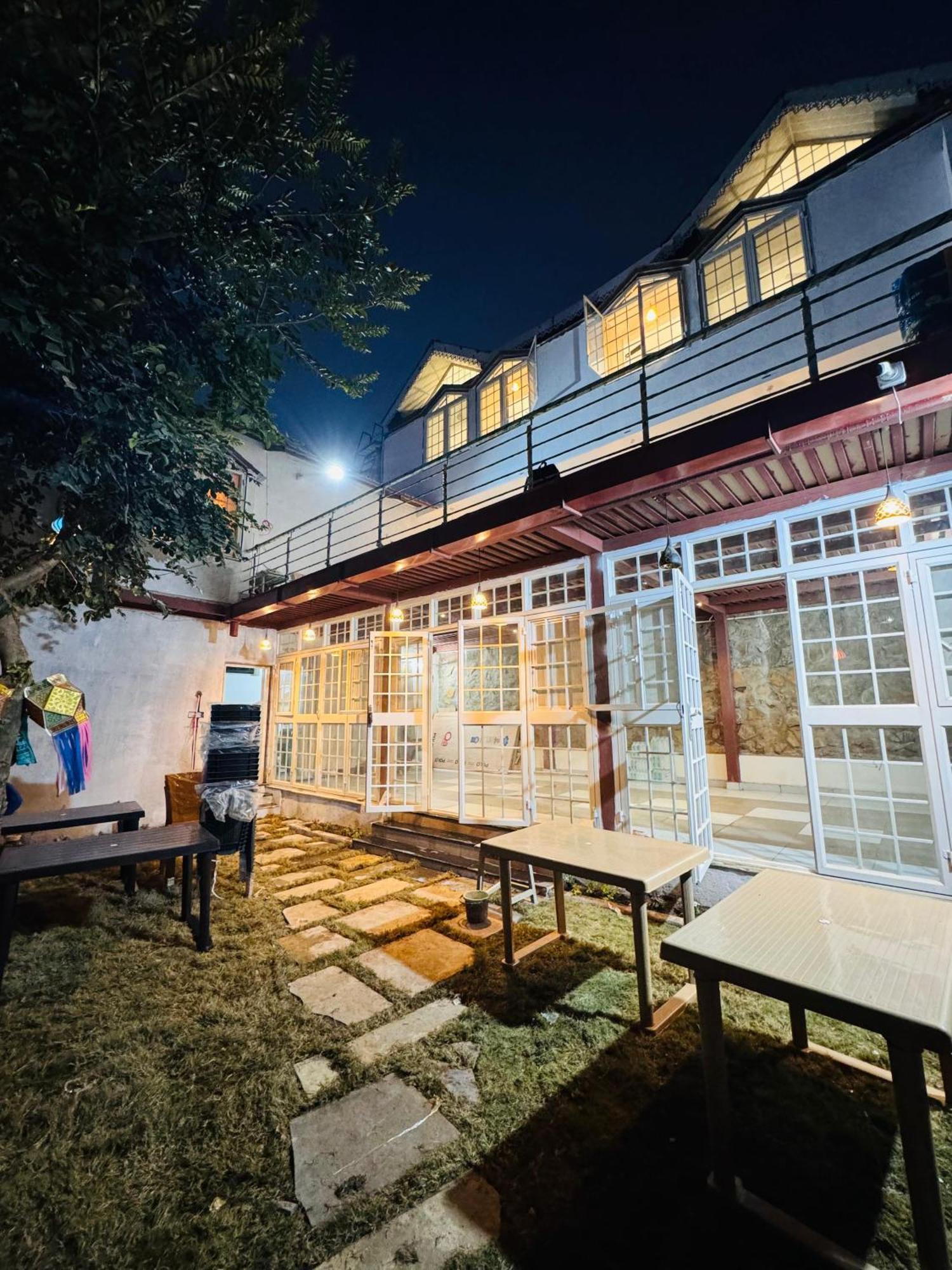 The Gulmohar, Chikhaldara Hotel Exterior foto
